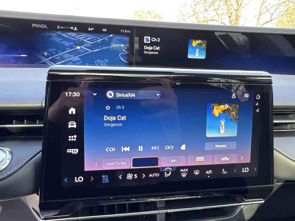 New 2026 Lincoln Nautilus Reserve AWD/4WD image 16
