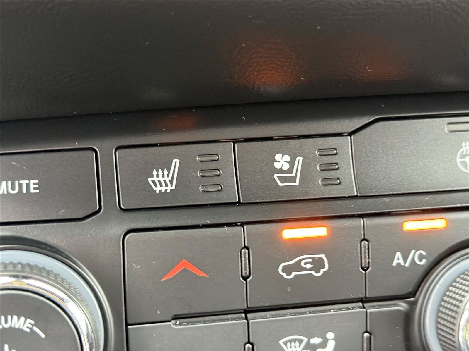 Used 2024 Dodge Durango R/T AWD/4WD image 33