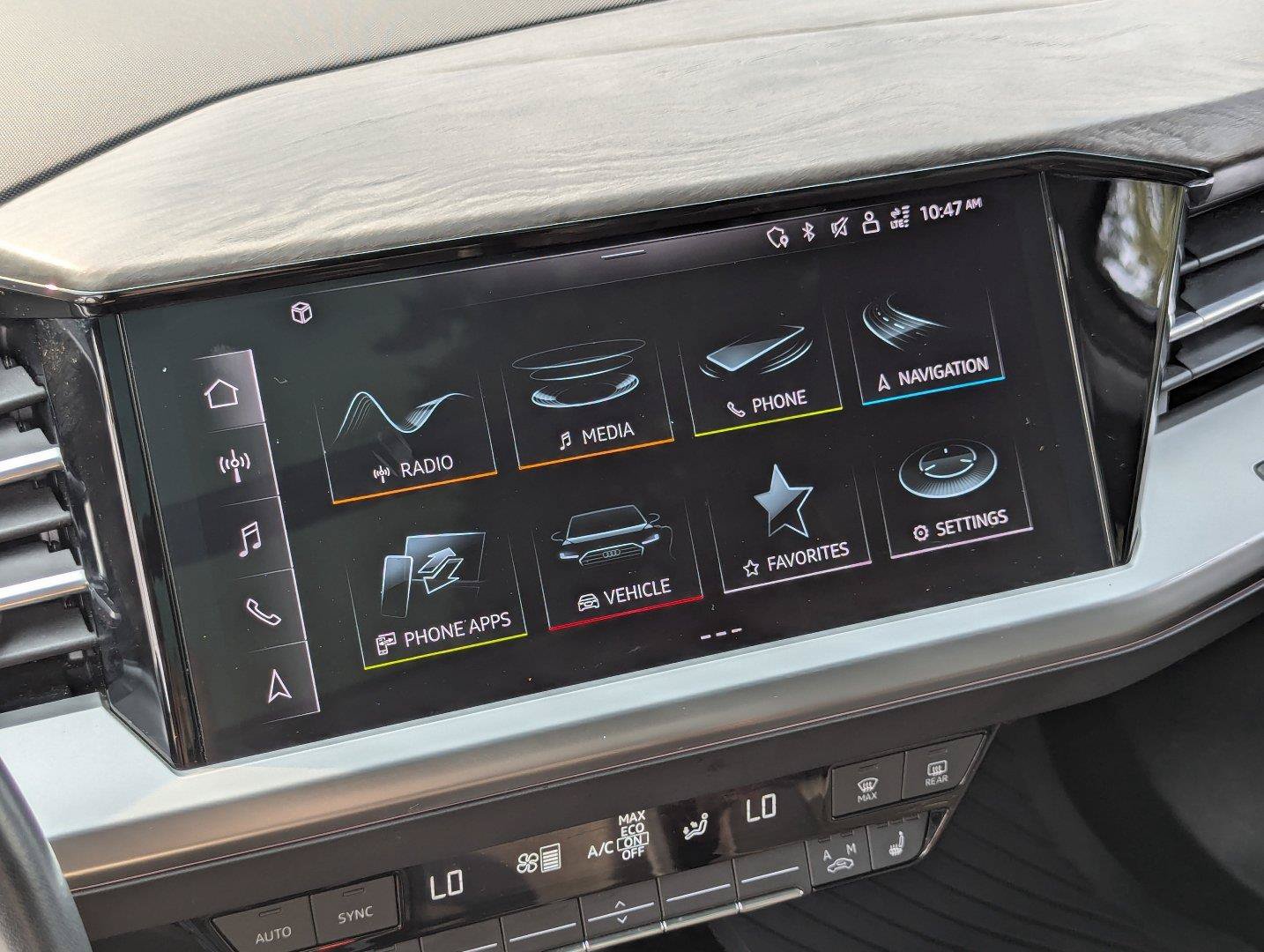 Used 2023 Audi Q4 e-tron Premium Plus w/ Premium Plus RWD image 19
