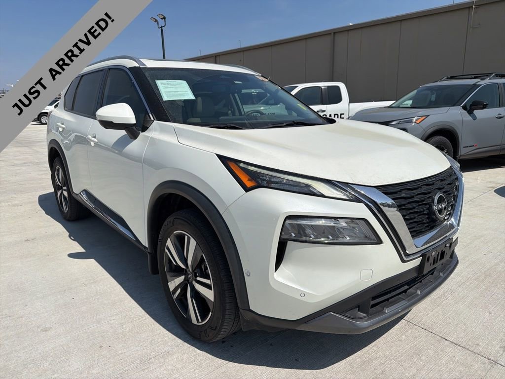 Certified 2023 Nissan Rogue SL w/ SL Premium Package image 3