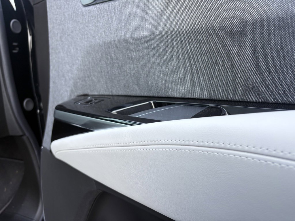 Certified 2023 Cadillac XT6 Premium Luxury image 36