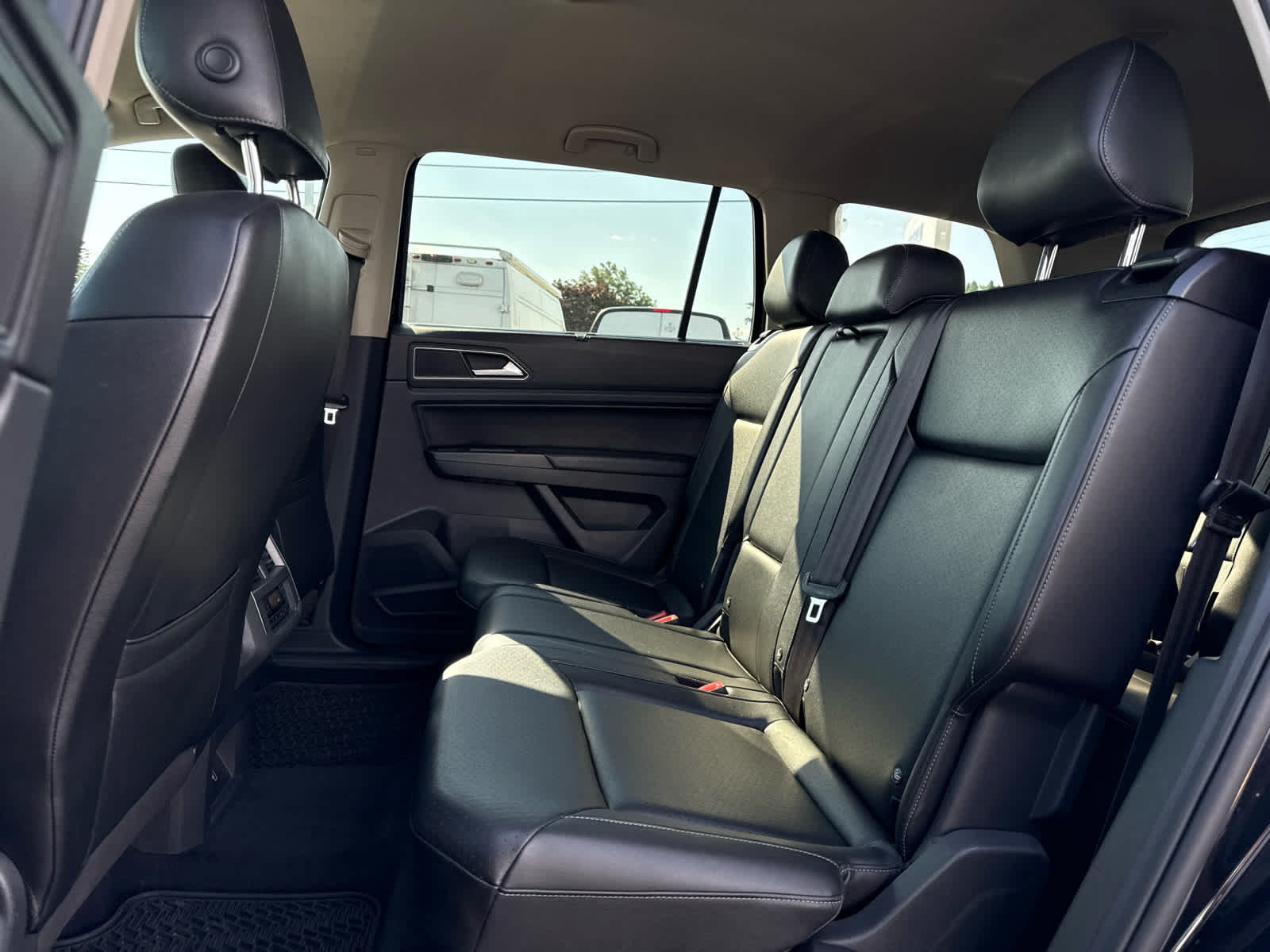 Used 2018 Volkswagen Atlas SE AWD/4WD image 21