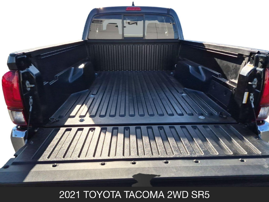 Used 2021 Toyota Tacoma SR5 RWD image 23