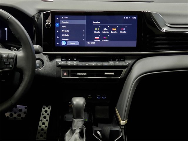 Used 2025 Toyota Camry XSE image 18