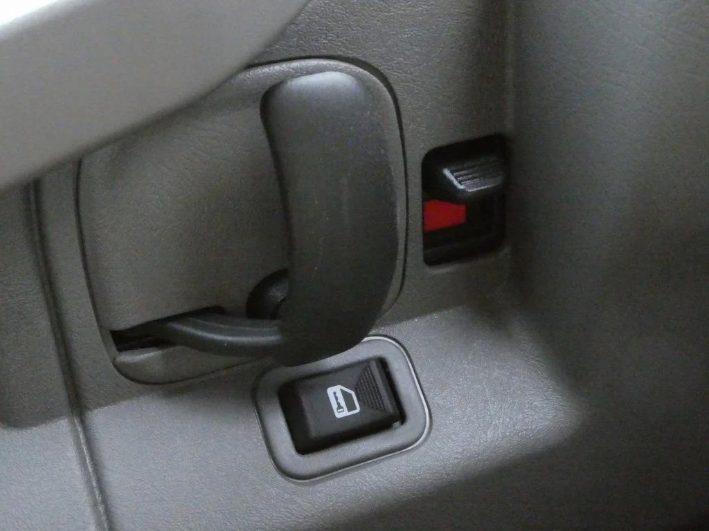 New 2025 GMC Savana 2500 Work Van w/ Driver Convenience Package image 13