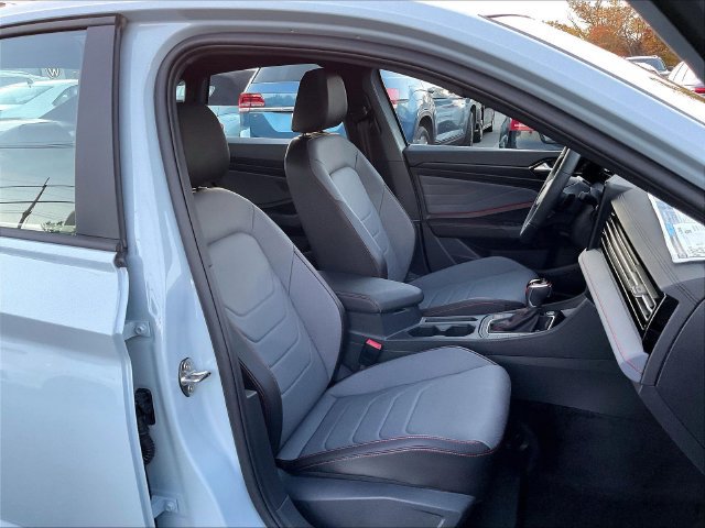 New 2027 Volkswagen Jetta GLI Autobahn FWD image 13