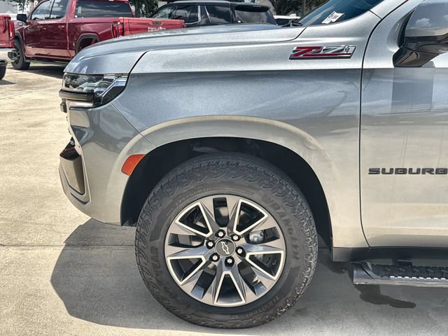 Certified 2024 Chevrolet Suburban Z71 w/ Luxury Package AWD/4WD image 32