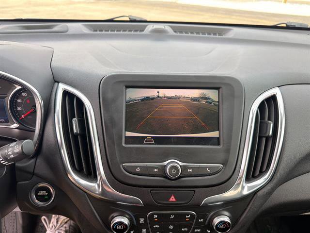 Used 2020 Chevrolet Equinox LT w/ Driver Convenience Package image 44