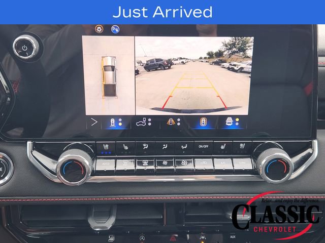 Used 2024 Chevrolet Colorado Z71 w/ Z71 Convenience Package 2 AWD/4WD image 9