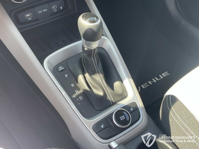 New 2026 Hyundai Venue SEL FWD image 29
