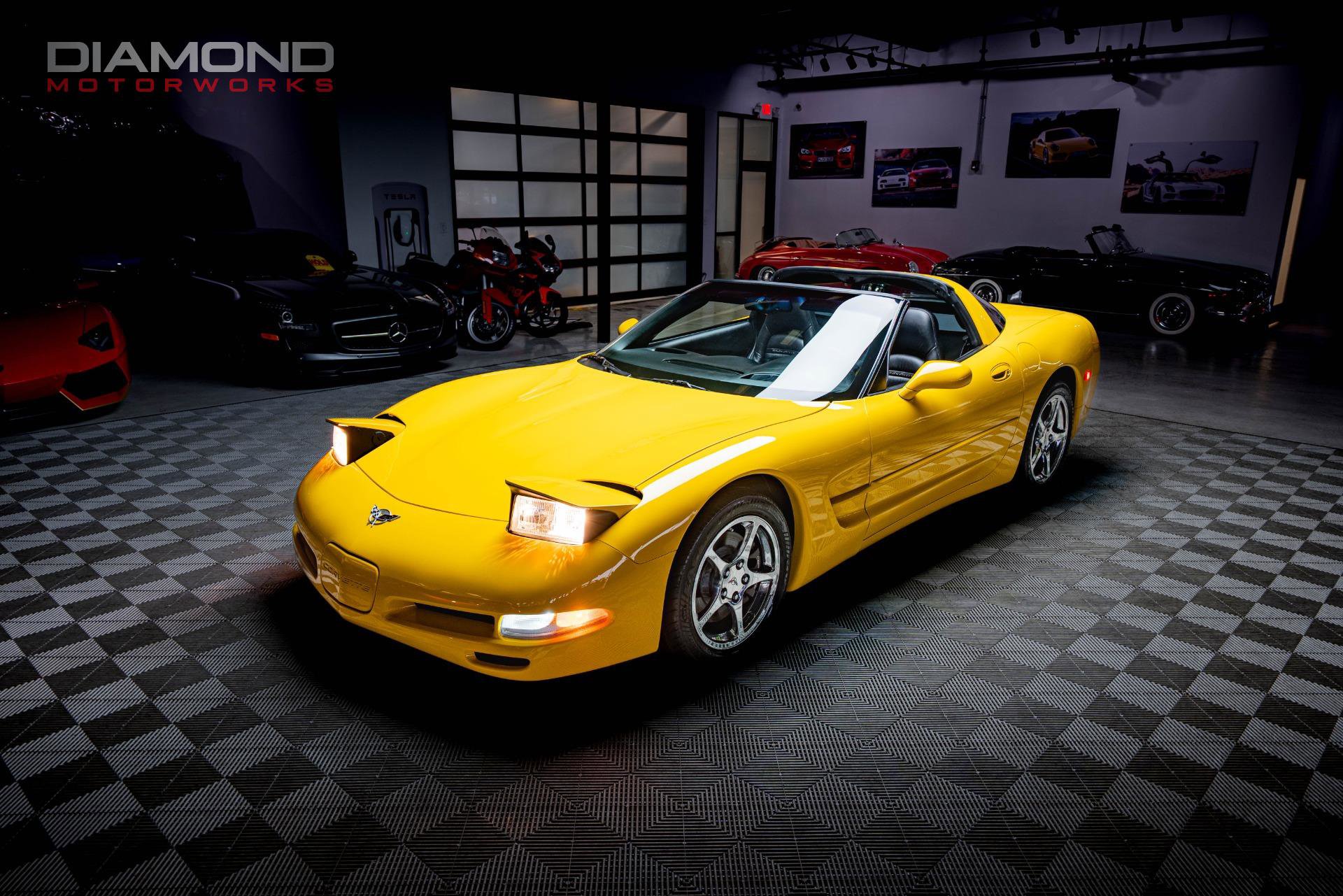 Used 2003 Chevrolet Corvette Coupe w/ Preferred Equipment Group image 44