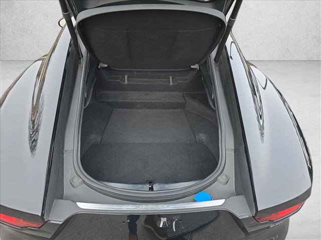 Used 2024 Jaguar F-TYPE R image 11