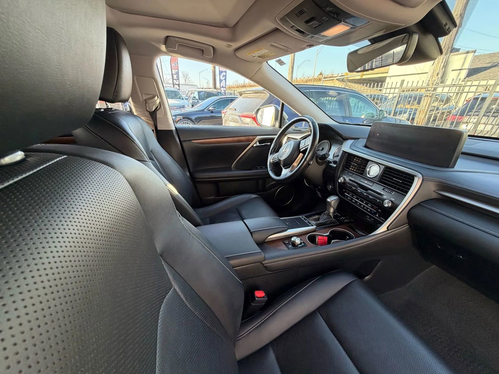 Used 2020 Lexus RX 350L Premium w/ Premium Package image 40