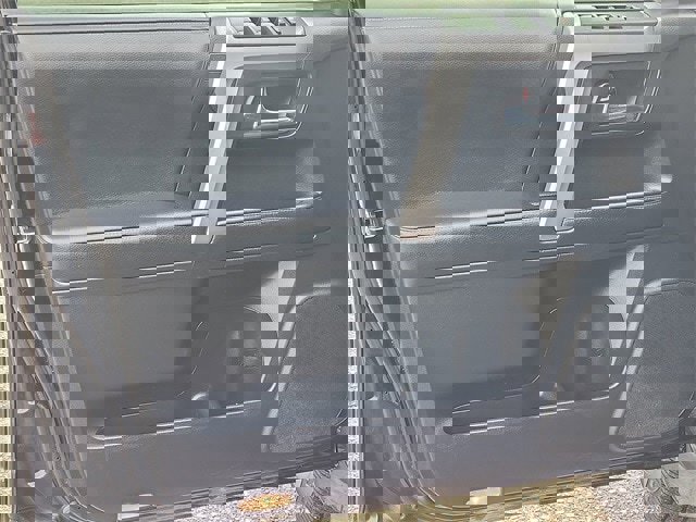 Used 2021 Toyota 4Runner SR5 Premium image 25