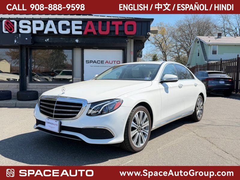Used 2018 Mercedes-Benz E 400 4MATIC Sedan image 1
