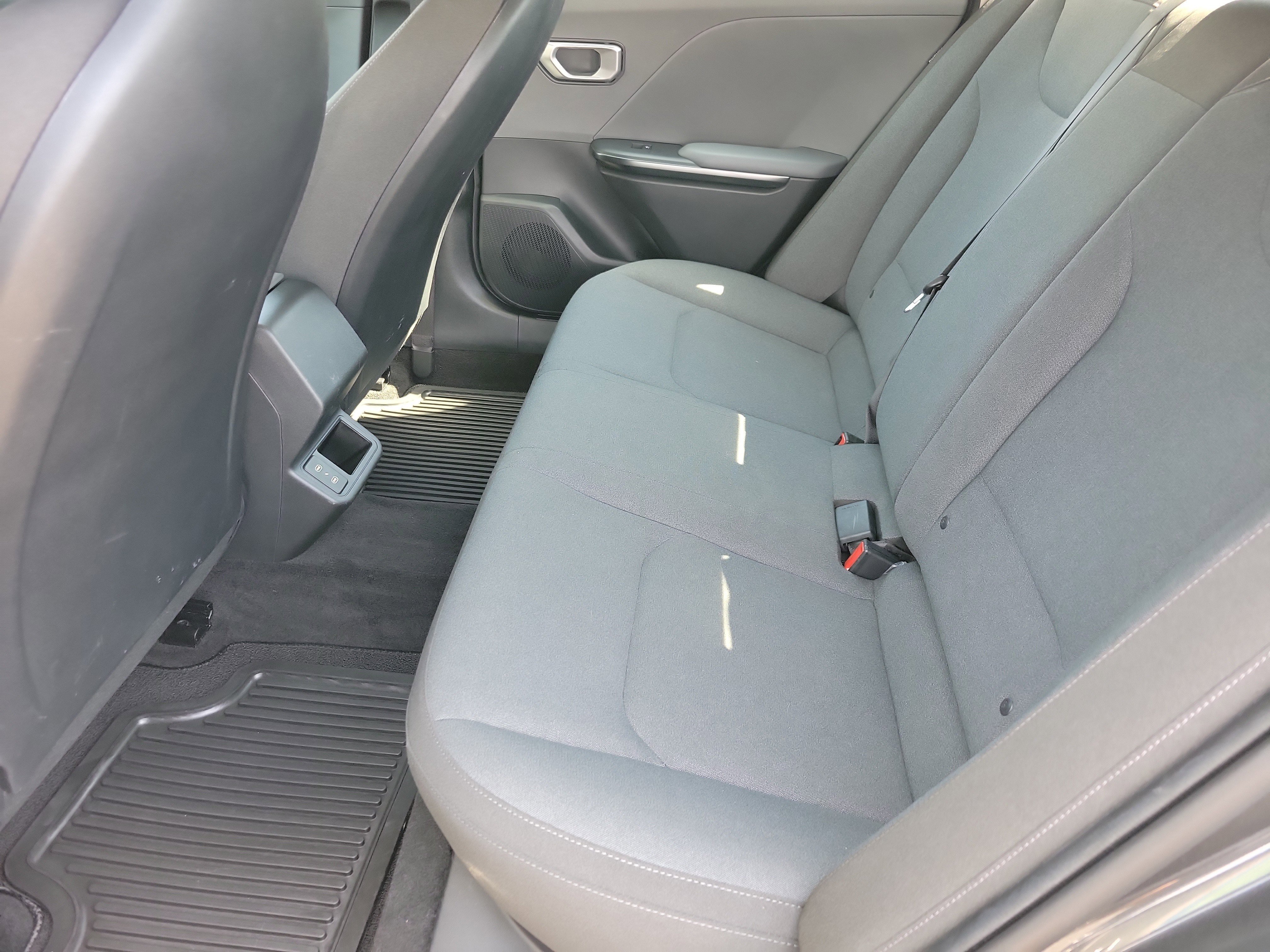 Used 2025 Kia K4 LXS image 8