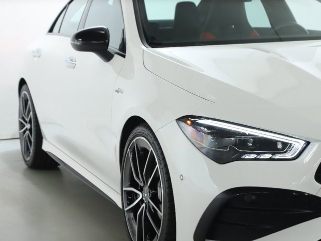 Used 2025 Mercedes-Benz CLA 35 AMG 4MATIC image 12