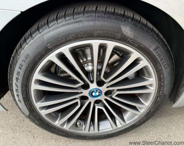 Used 2019 BMW 530e w/ Premium Package image 30