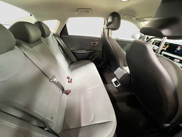 Certified 2025 Kia K4 LX image 24