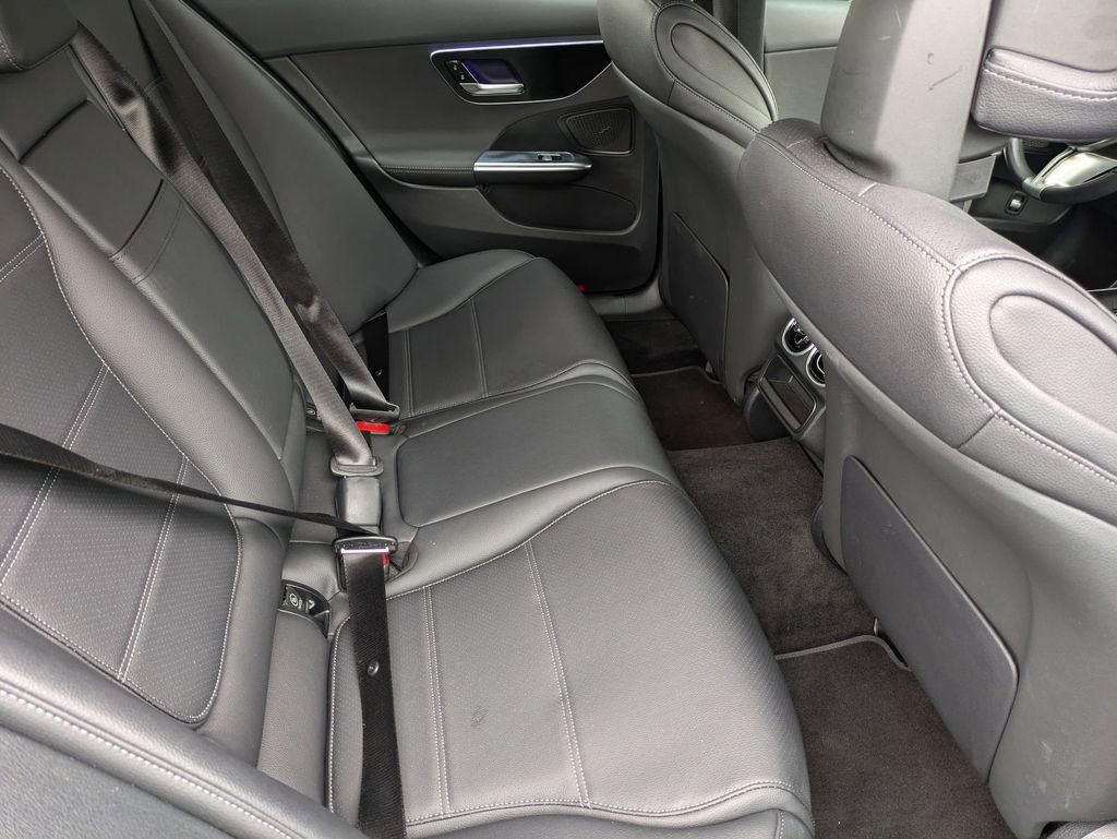 Used 2025 Mercedes-Benz C 300 4MATIC Sedan image 29