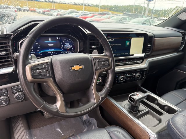 Used 2022 Chevrolet Silverado 1500 High Country w/ Z71 Off-Road Package AWD/4WD image 15
