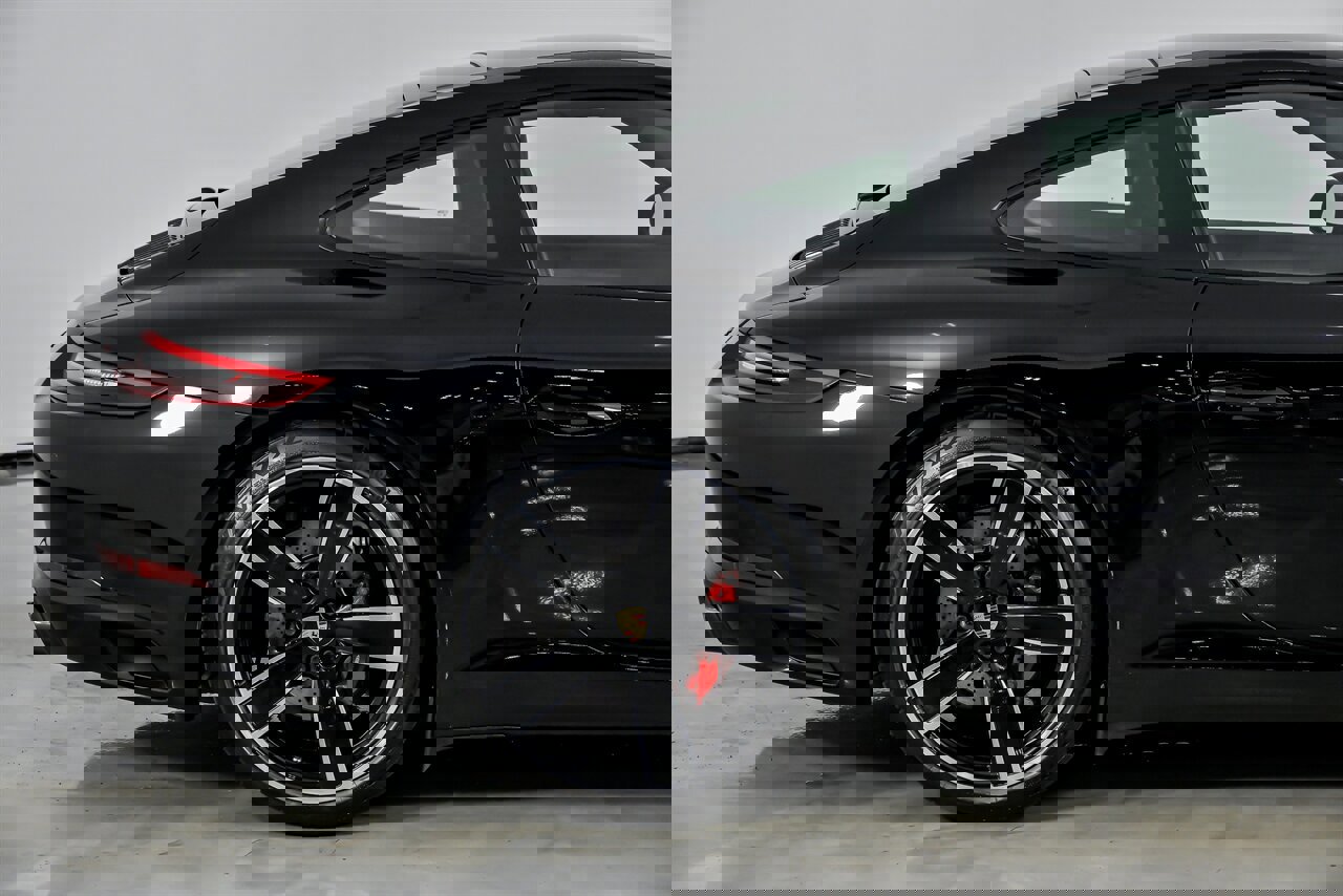 Used 2017 Porsche 911 Carrera S image 13