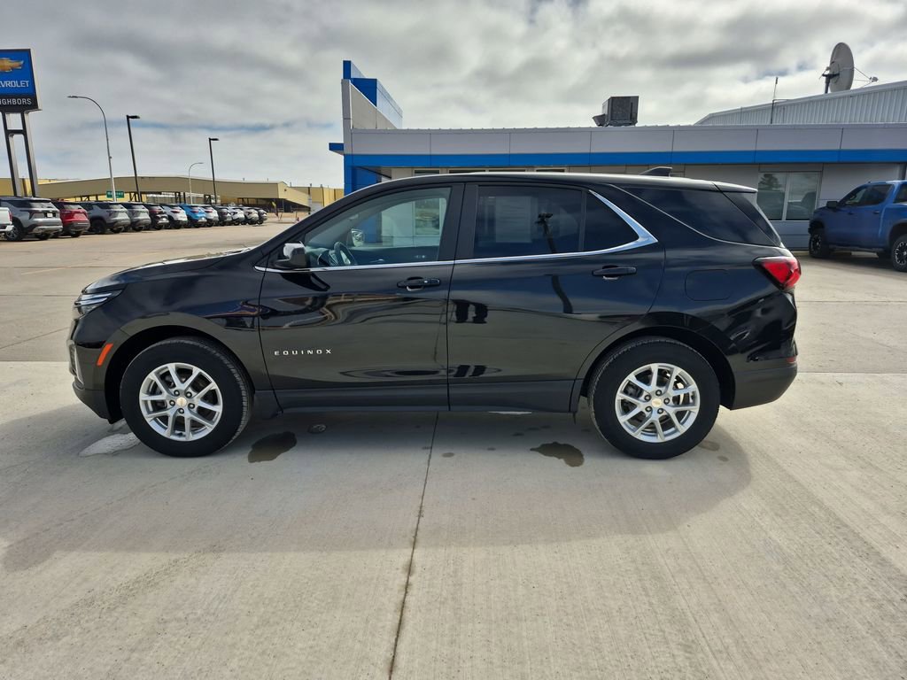 Used 2024 Chevrolet Equinox LT w/ LPO, Floor Liner Package image 2