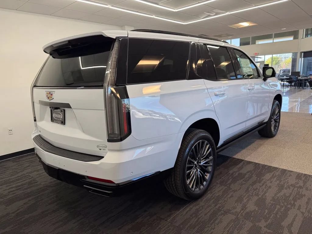 New 2027 Cadillac Escalade Platinum Sport w/ LPO, Floor Liner Package AWD/4WD image 6