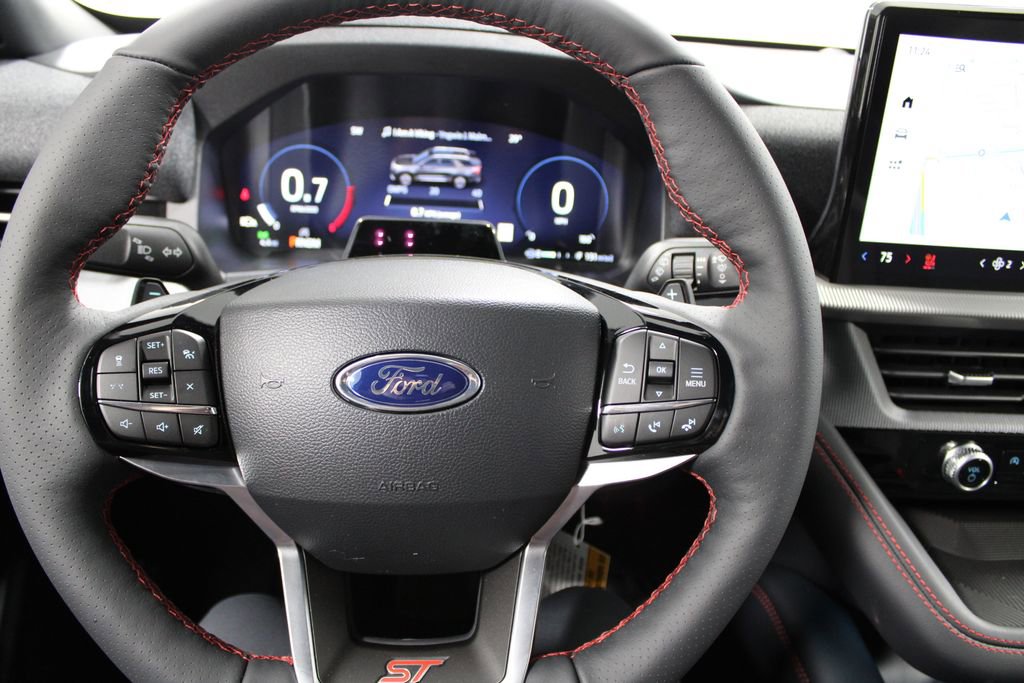 New 2026 Ford Explorer ST image 32