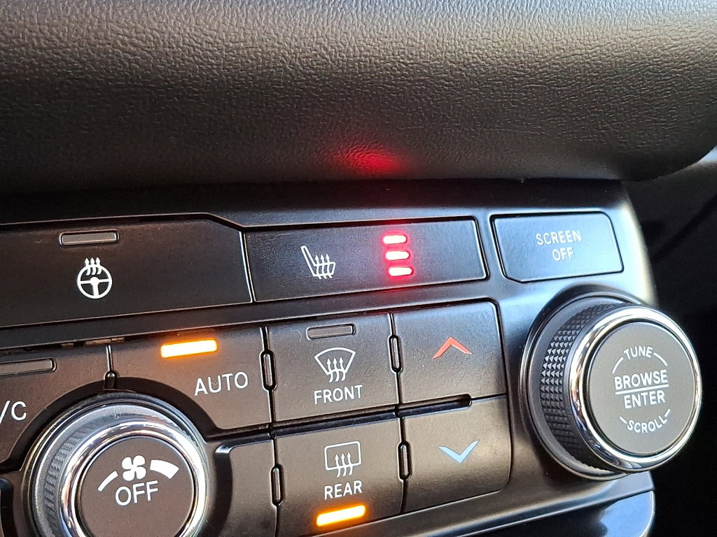 Used 2021 Dodge Durango GT image 31