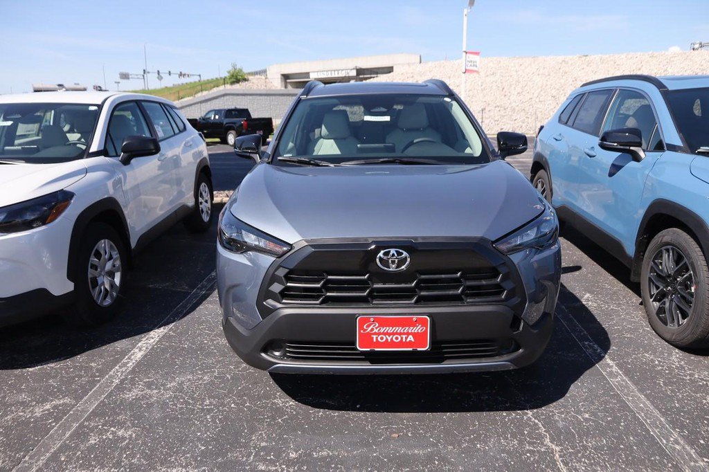 New 2026 Toyota Corolla Cross LE AWD/4WD image 3