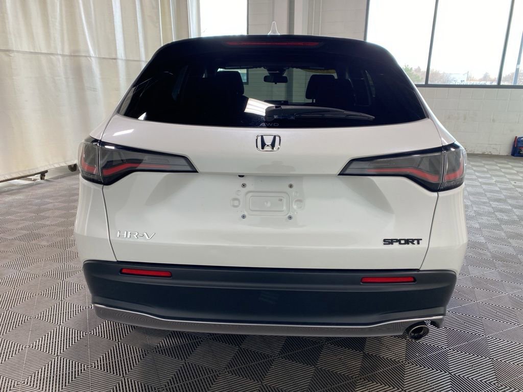 Used 2023 Honda HR-V Sport image 8