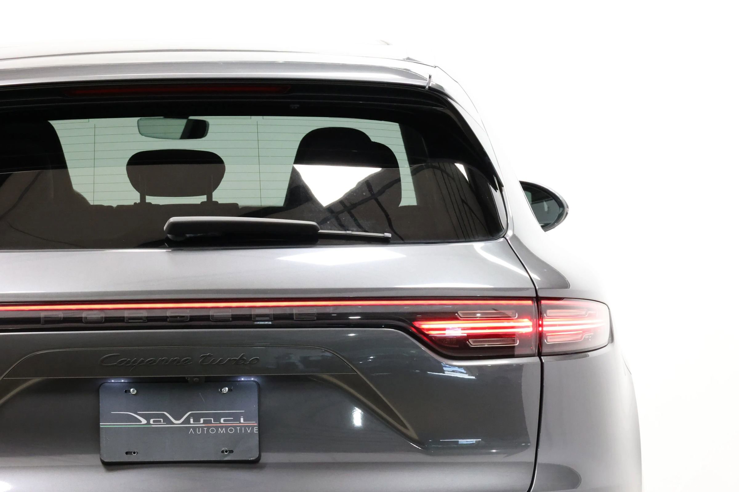 Used 2020 Porsche Cayenne Turbo image 53