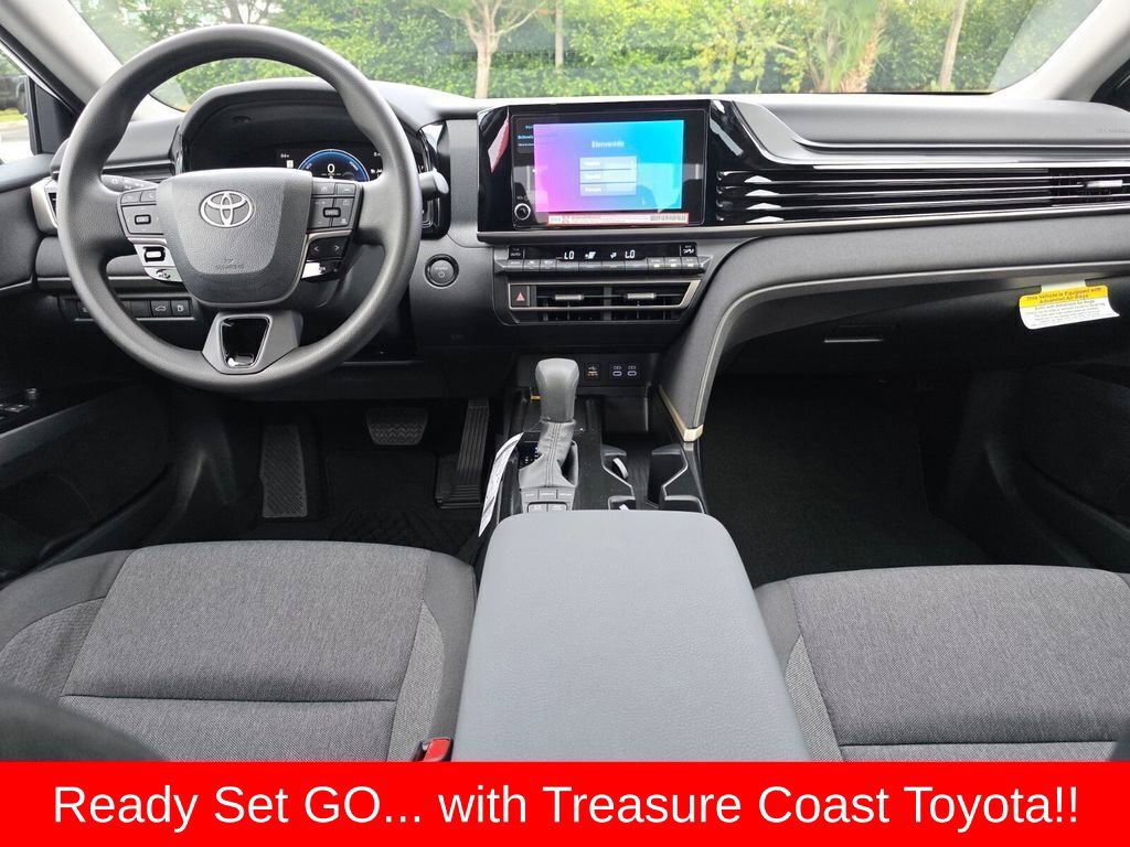 Used 2026 Toyota Camry LE FWD image 7