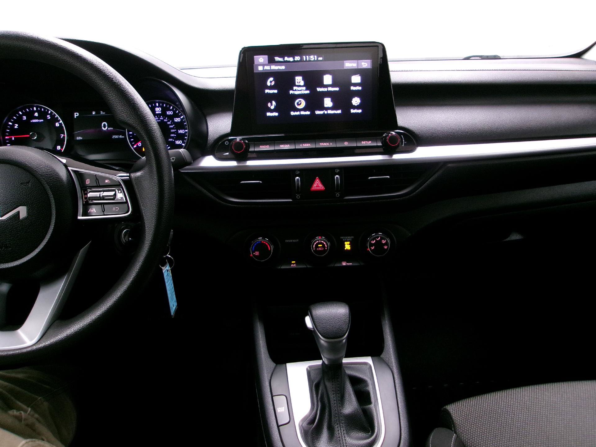 Used 2022 Kia Forte LXS FWD image 8