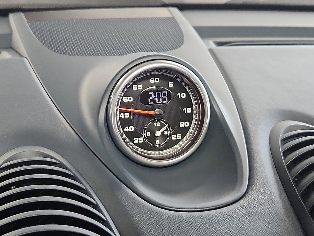 Certified 2025 Porsche 718 Boxster RWD image 24