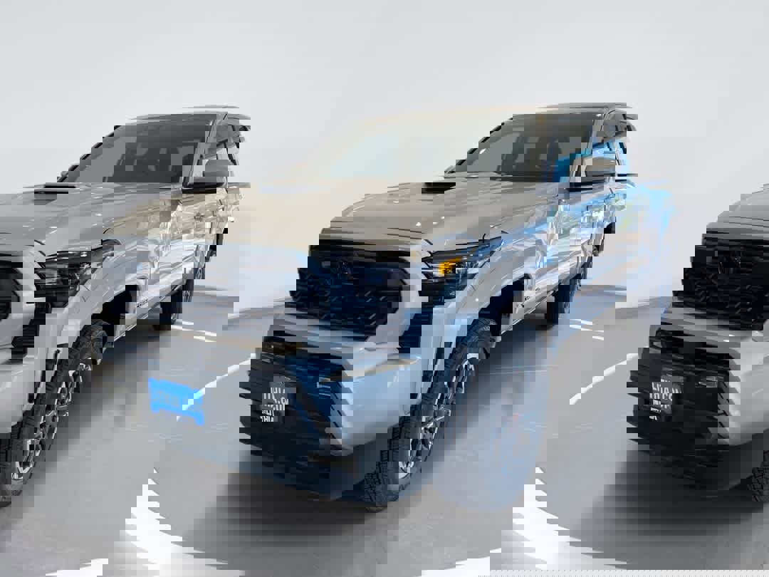 Certified 2026 Toyota Tacoma TRD Sport AWD/4WD image 1