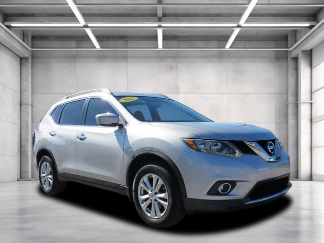 Used 2015 Nissan Rogue SV