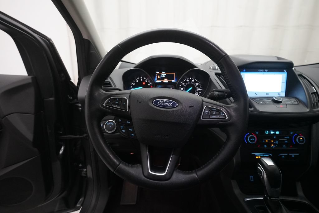 Used 2019 Ford Escape SEL AWD/4WD image 4