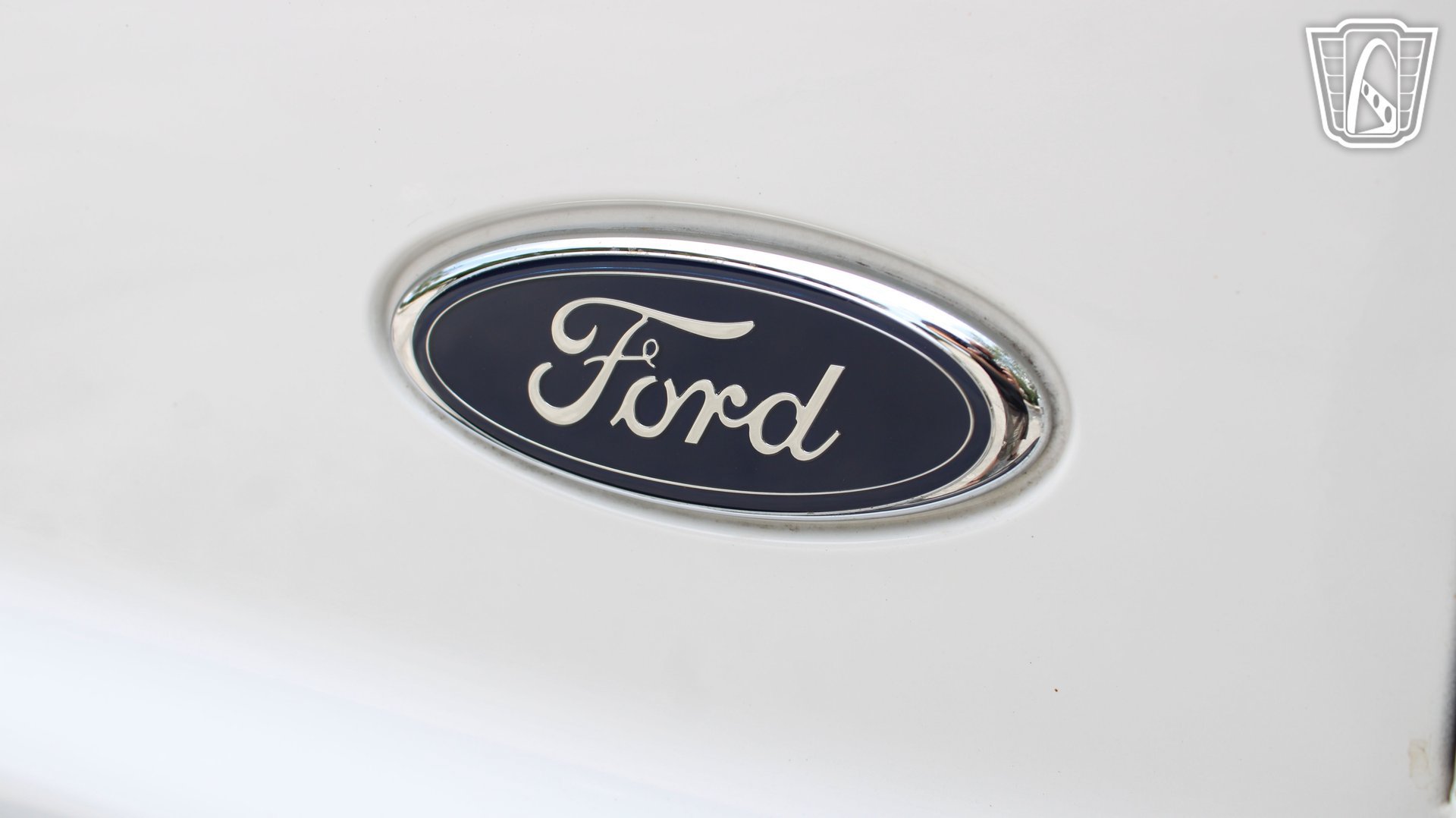 Used 2005 Ford Excursion Eddie Bauer AWD/4WD image 34