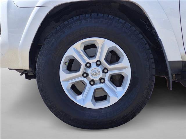 Used 2018 Toyota 4Runner SR5 RWD image 24