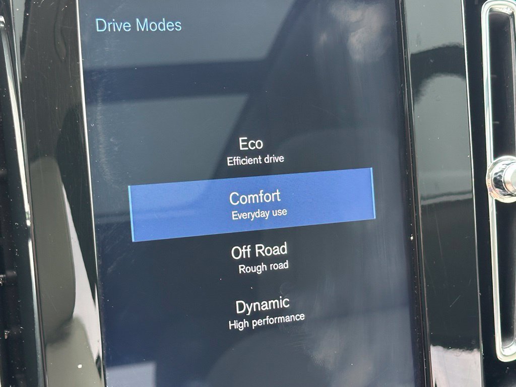 Used 2019 Volvo XC40 T5 Momentum AWD/4WD image 29
