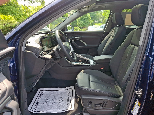 Certified 2025 Audi Q5 Premium w/ Convenience Package AWD/4WD image 12