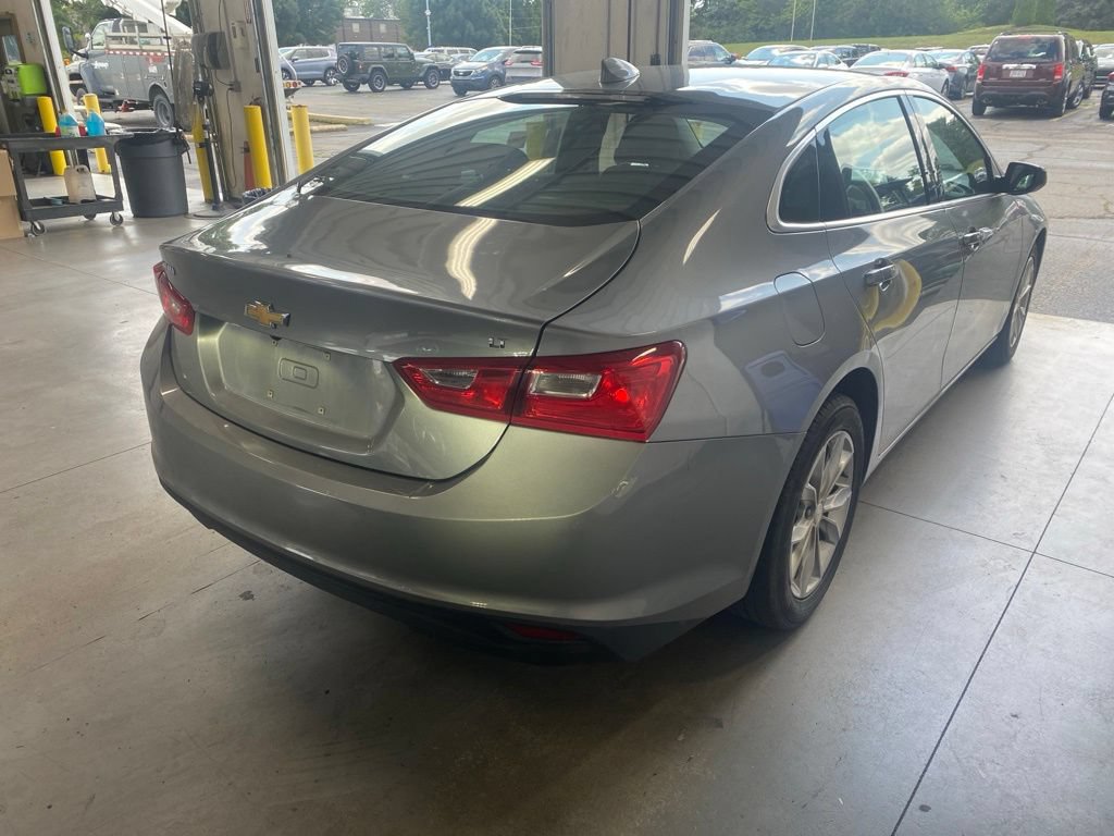 Used 2023 Chevrolet Malibu LT FWD image 3