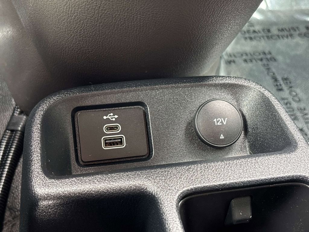 Used 2022 Ford Transit Connect XL FWD image 31