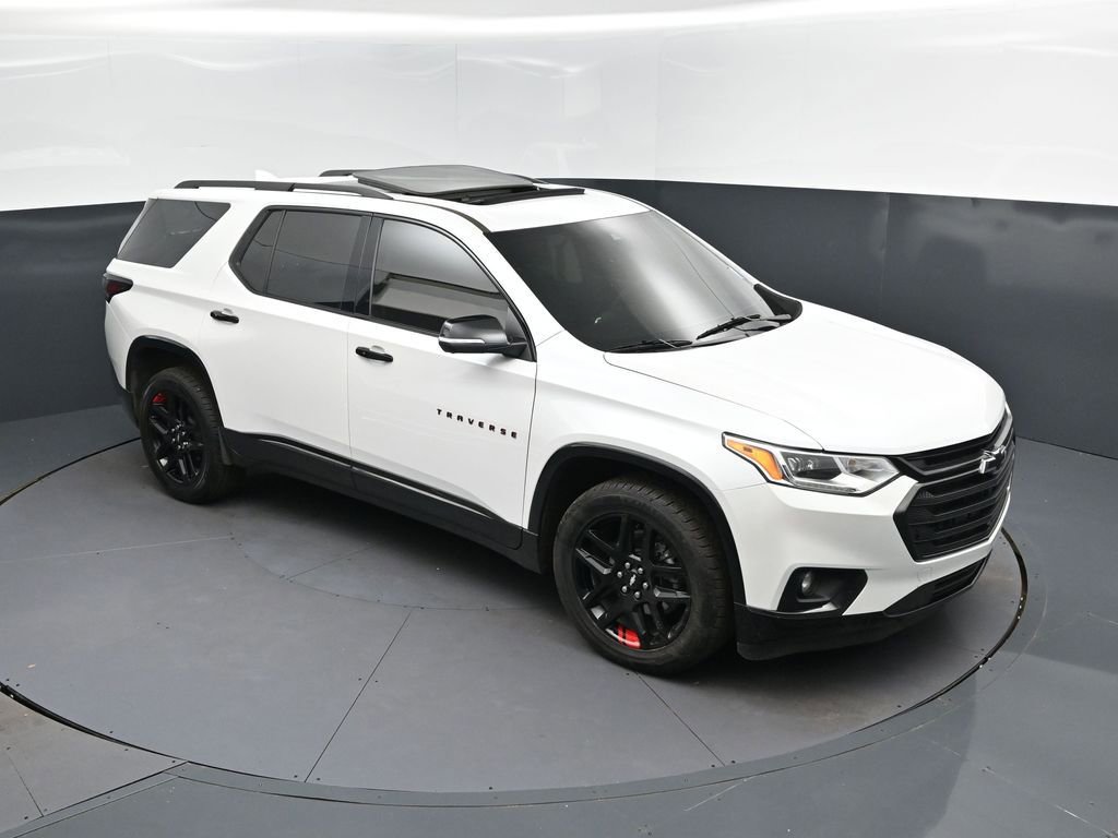 Used 2021 Chevrolet Traverse Premier w/ Redline Edition FWD image 32