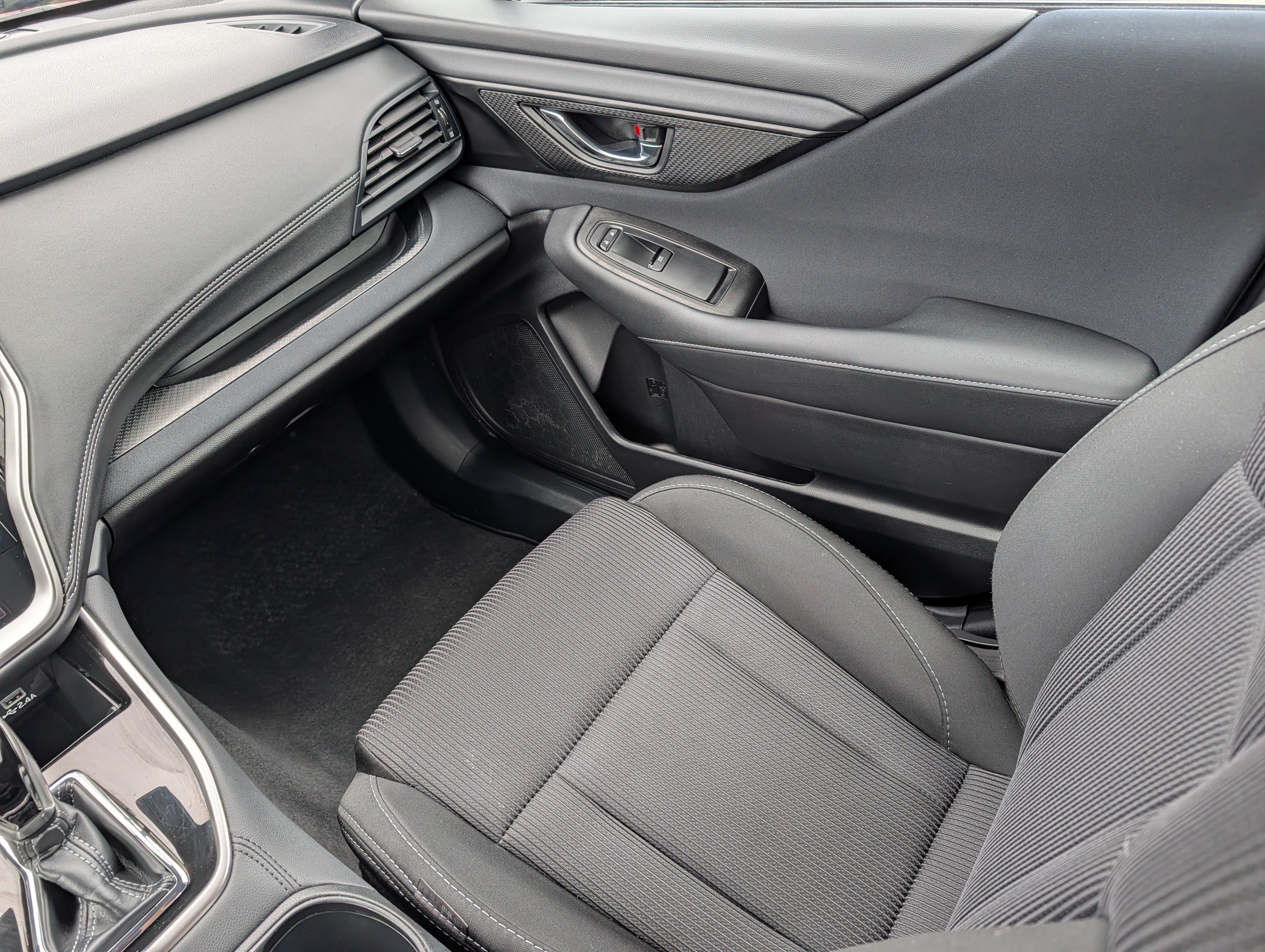 Certified 2025 Subaru Legacy Premium AWD/4WD image 11