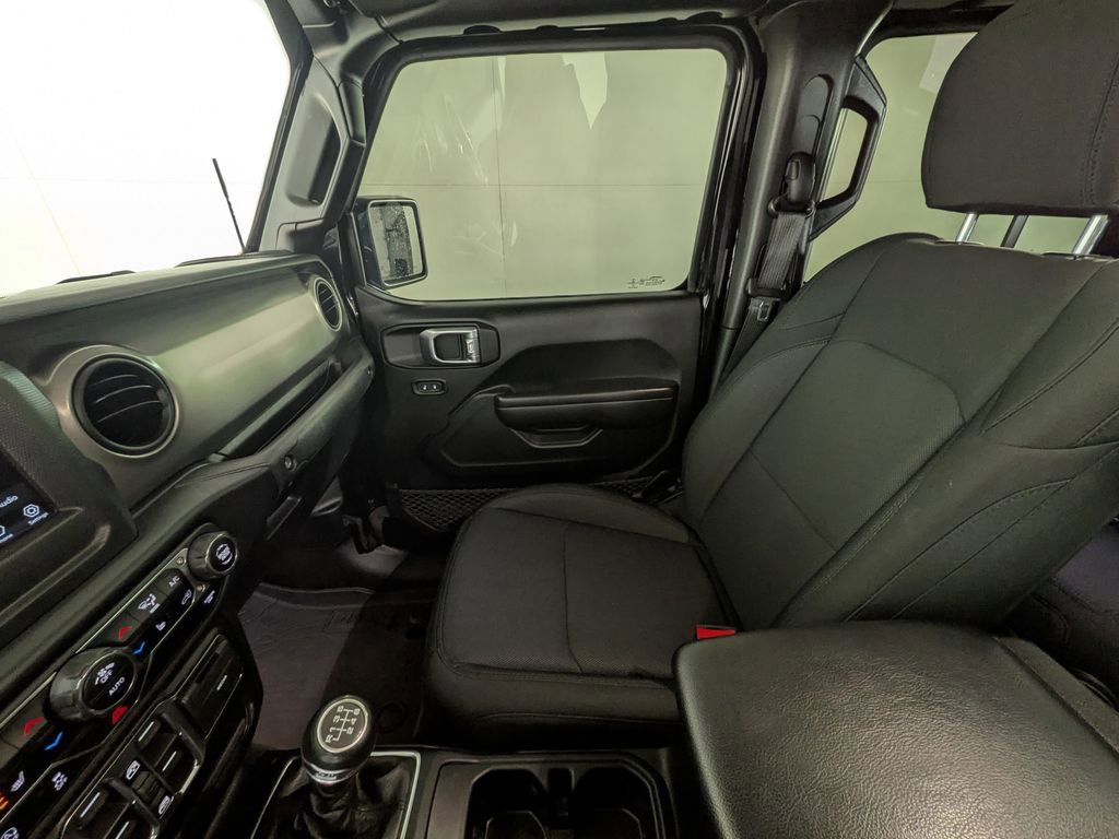 Used 2021 Jeep Gladiator Willys image 30