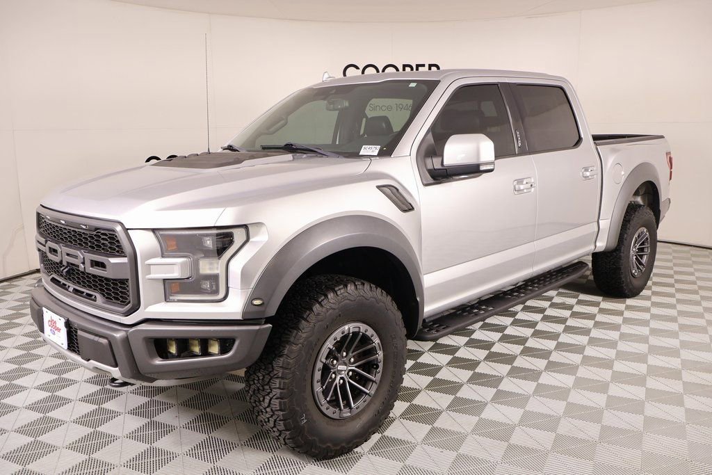 Used 2019 Ford F150 Raptor w/ Equipment Group 802A Luxury AWD/4WD image 12