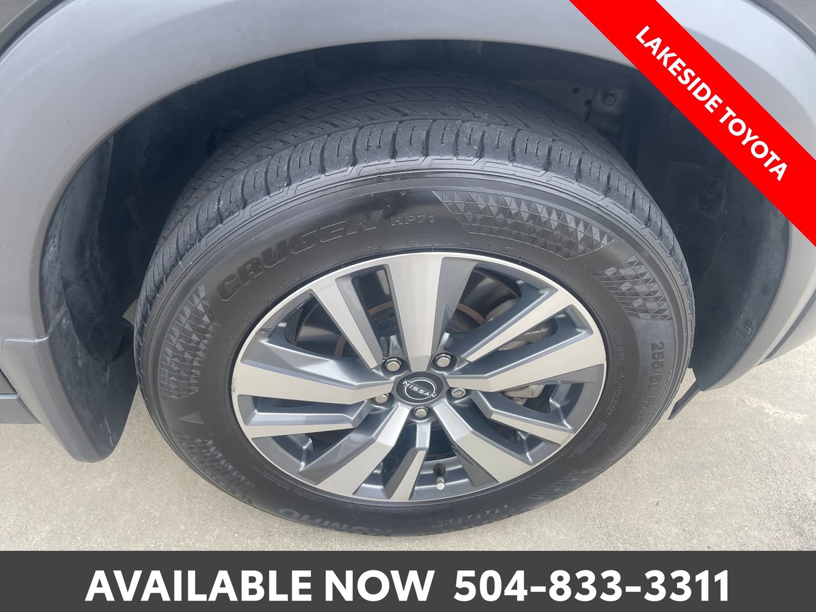 Used 2024 Nissan Pathfinder SL FWD image 10